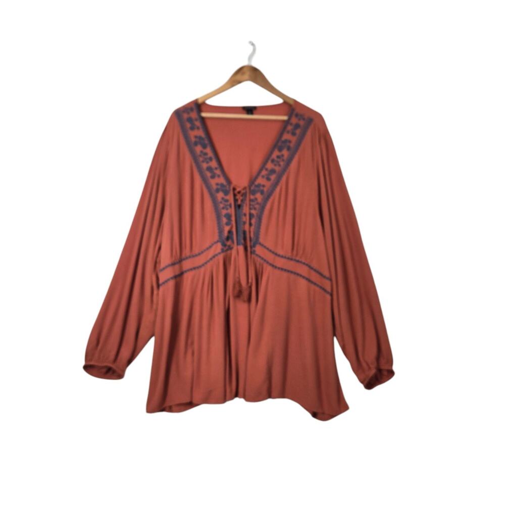 Torrid Babydoll Lace Up Top sz 4 (Sz 26) Redwood w/Blue Embroidery Tassel Ties
